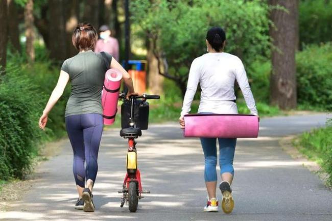 �����Ч�˶��������˶����ۻ�ȼ֬ǿ�ķΣ���֪���Ϳ�����